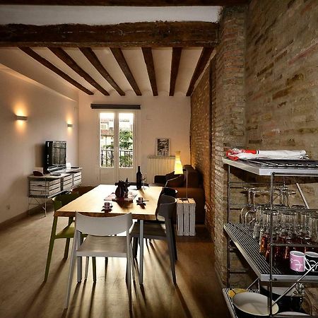 Casas Uva Plaza Mercado Logroño Exterior foto